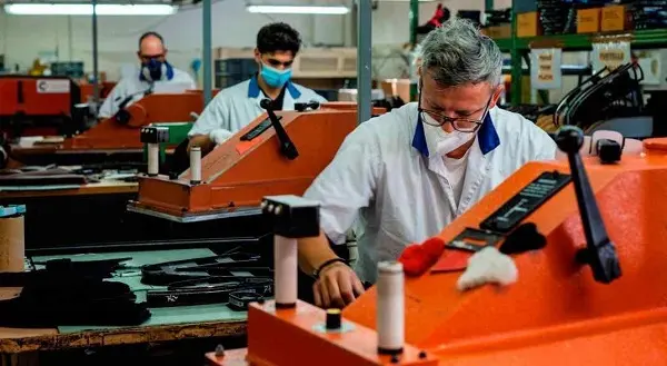 Según un informe de Came, en el primer semestre del año, la industria pyme acumula una baja de 5,2% frente al mismo período de 2019