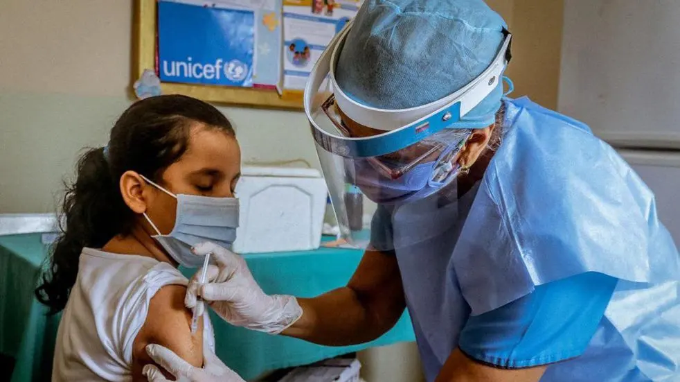 Provincia de Buenos Aires: niños de 12 años podrían inscribirse para la vacuna esta semana