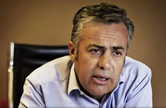 La UCR llama a una cumbre “urgente” para frenar la guerra interna en la oposición