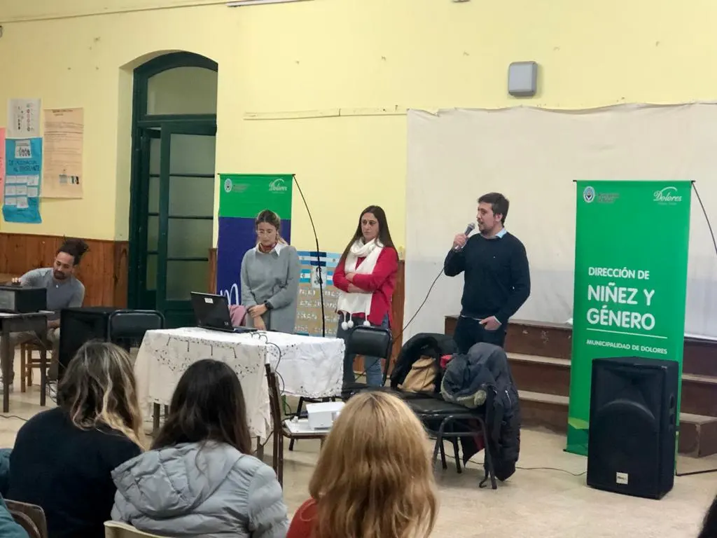 Gran concurrencia a la 2ª Jornada del Ciclo de Charlas #PodemosHablar - Diario Criterio Online