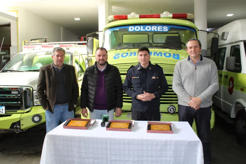 El Municipio reconoció a Bomberos de Dolores que se jubilaron