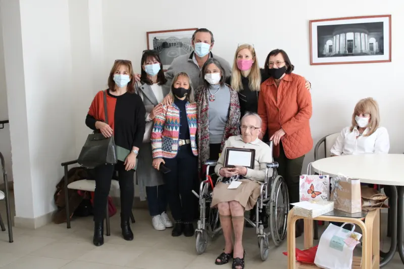 “Con amor sembré, con amor recibo este homenaje”