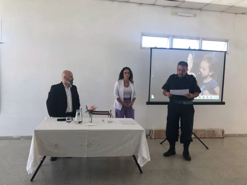 Charla capacitación para personal policial en el Circulo de Suboficiales