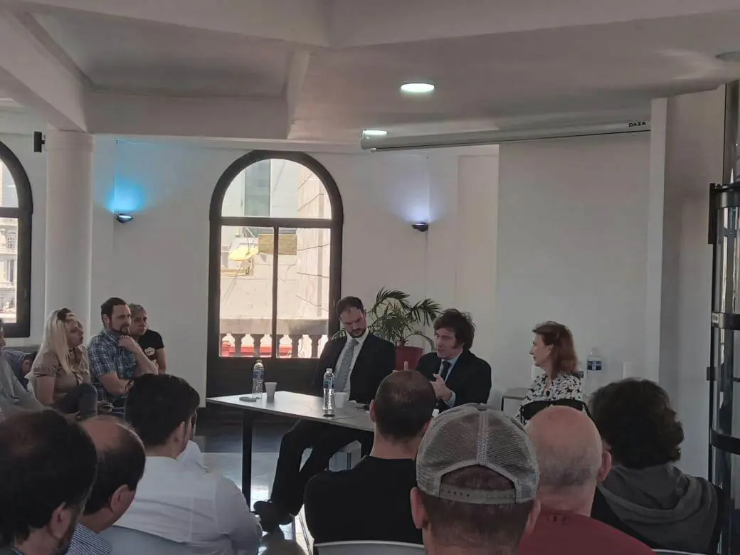 La Dra Milena Suárez participo del Conversatorio “Un Plan Para Argentina” del Diputado Nacional Javier Milei