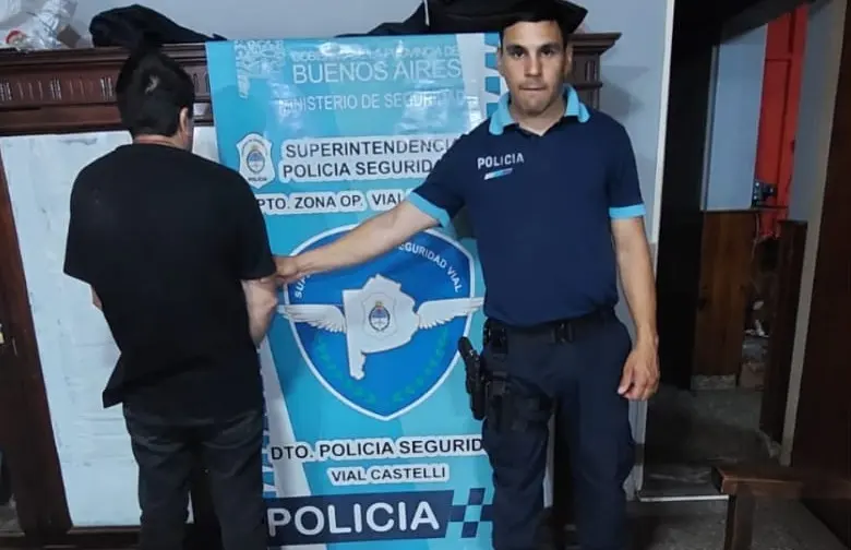 POLICÍA VIAL DE CASTELLI RESCATA A UNA MENOR QUE ERA BUSCADA EN EXALTACIÓN DE LA CRUZ