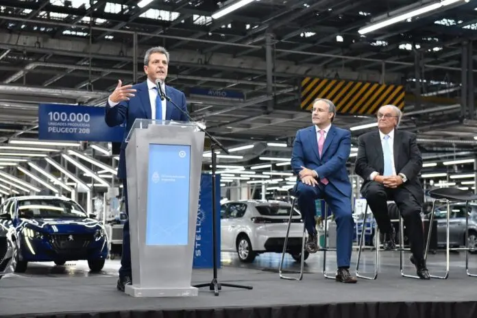 Desde 2023, la exportación incremental de autos y autopartes no pagará retenciones