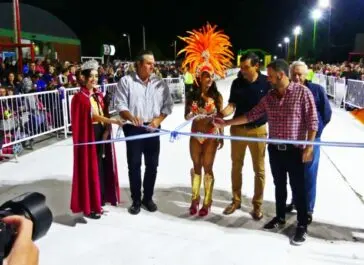 Sol Pérez maravilló a todos al desfilar en el Carnaval del Sol - Diario Criterio Online