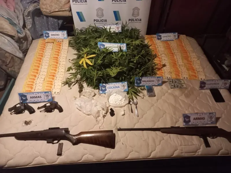 ALLANAMIENTOS POR DROGAS EN MAIPÚ CON UN APREHENDIDO