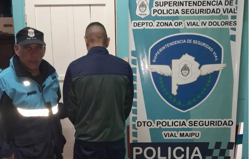 Circulaba por la Autovía 2 en un auto con pedido de secuestro por robo y documentación adulterada