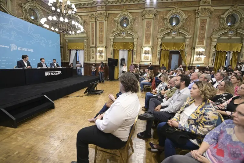 La Provincia anunció la revalorización de honorarios médicos y presentó programas para ampliar las prestaciones de IOMA - Diario Criterio Online