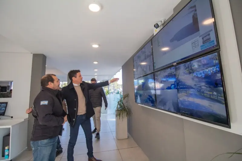 Continúa en La Costa la inversión en equipamiento e infraestructura para la seguridad de vecinos y vecinas - Diario Criterio Online