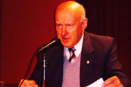 PREMIOS LITERARIOS PARA JUAN CARLOS PIRALI EN CÓRDOBA Y SAN MARTÍN