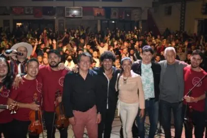 Emanuel Gabotto una de las voces de los escenarios de Cosquín 2024