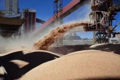 El Gobierno aspira a duplicar las exportaciones del agro para eliminar retenciones