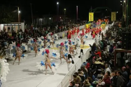 EXITOSA SEGUNDA NOCHE DEL CARNAVAL DEL SOL