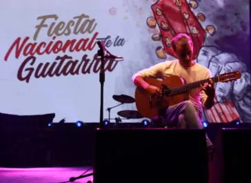 Con el show del dúo coplanacu se cerró la cuarta noche de la fiesta nacional de la guitarra - Diario Criterio Online