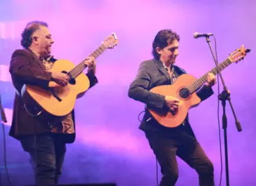 Con el show del dúo coplanacu se cerró la cuarta noche de la fiesta nacional de la guitarra - Diario Criterio Online
