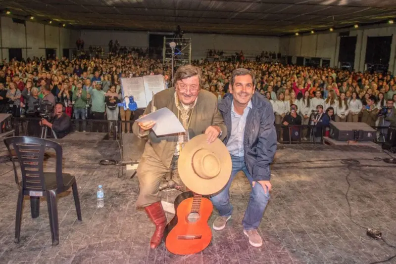 Dolores vivió otra gran noche de la fiesta nacional de la guitarra - Diario Criterio Online