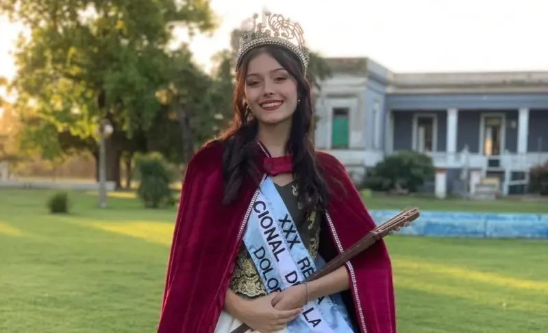 La reina de la fiesta nacional de la guitarra presente en la fiesta del ternero en Ayacucho - Diario Criterio Online