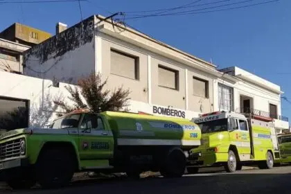 BOMBEROS DE DOLORES ENVÍAN DOTACIÓN PARA AYUDAR EN INUNDACIONES DE BAHÍA BLANCA