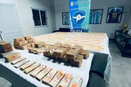 Geselino investigado por transportar 42 millones de pesos en su camioneta