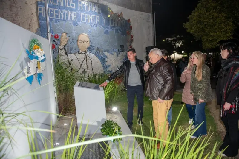 Homenaje a los Héroes de Malvinas - Diario Criterio Online