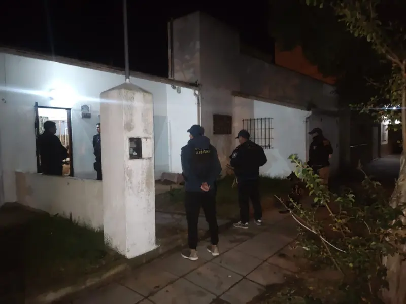 Allanamiento y pareja aprehendida en Santa Teresita: decomiso de estupefacientes - Diario Criterio Online