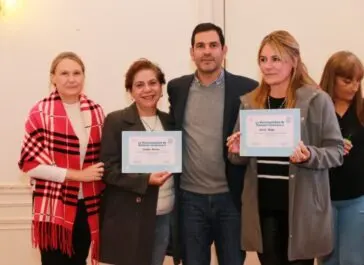 Emotivo reconocimiento al personal de salud de Dolores - Diario Criterio Online