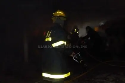 Dolores: Incendio en vivienda con pérdidas totales