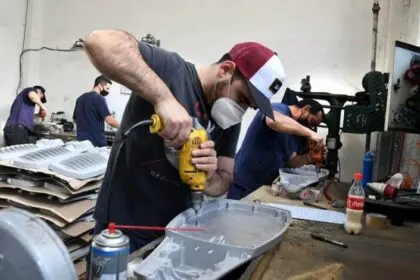 La industria pyme cayó 20,4% anual en junio