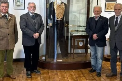 VISITA DEL CAPITÁN ALFREDO BARRAGÁN