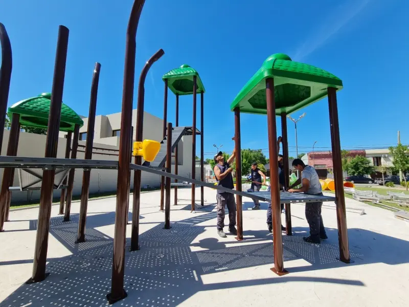 Dolores, más linda y ordenada: nuevos juegos para plazas de la ciudad - Diario Criterio Online