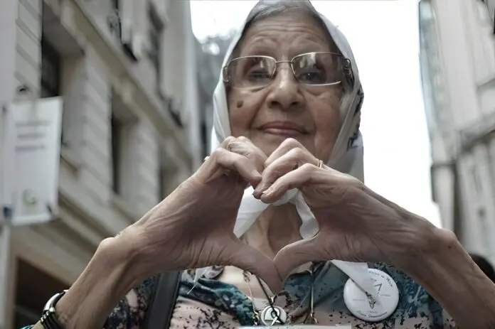 Murió a los 99 años Mirta Acuña de Baravalle, histórica fundadora de Madres y Abuelas de Plaza de Mayo - Diario Criterio Online