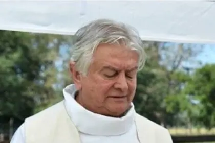 Tras 24 Años, el Padre Di Sanzo Regresa a Dolores
