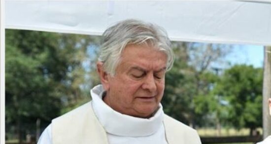 Tras 24 Años, el Padre Di Sanzo Regresa a Dolores