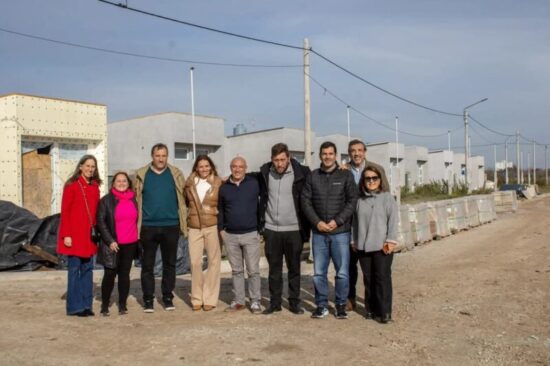 NUEVO BARRIO DEL INSTITUTO DE LA VIVIENDA: EL INTENDENTE ANUNCIÓ QUE LAS VIVIENDAS SERÁN ADJUDICADAS A POLICÍAS BONAERENSES POR SORTEO PÚBLICO