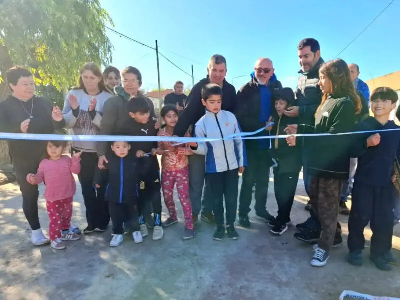 Avanzan las obras en Dolores: Juan Pablo García inauguró más cuadras de pavimento - Diario Criterio Online