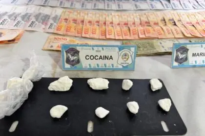 ALLANAMINETO POR VENTA DE DROGAS EN MAR DEL TUYU