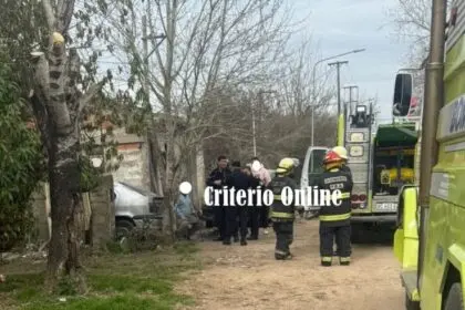 DOLORES – INCENDIO EN UNA VIVIENDA DE CALLE LÍBANO: SE ORIGINÓ MIENTRAS UN HOMBRE SOLDABA