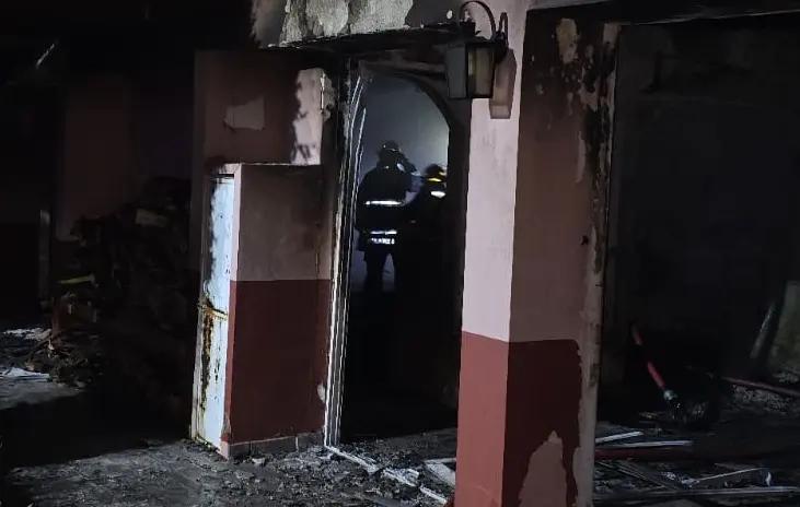 Devastador incendio arrasa con una vivienda en la zona rural de Dolores - Diario Criterio Online
