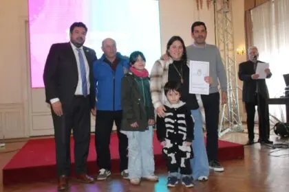 EL INTENDENTE JUAN PABLO GARCÍA ENTREGÓ ESCRITURAS A 149 FAMILIAS DOLORENSES