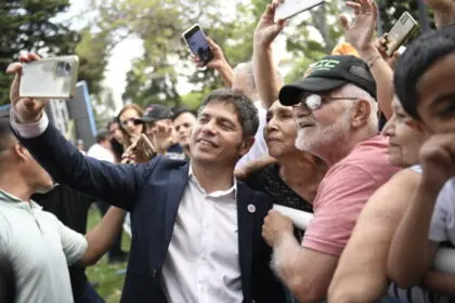 “Este domingo el pueblo de la provincia de Buenos Aires va a volver a votar en defensa propia”
