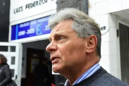 LA PALABRA DEL DOLORENSE GUSTAVO PULTI TRAS EMITIR SU VOTO: “HOY ES UN DÍA PARA EXPRESARNOS CON CLARIDAD SOBRE QUÉ NACIÓN QUEREMOS SER”