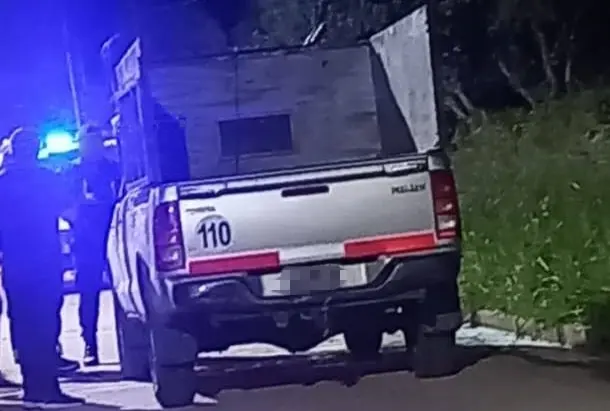Bomberos sofocaron principio de incendio en una camioneta - Diario Criterio Online