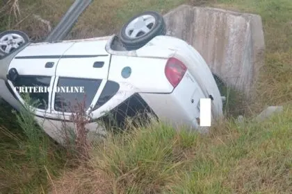 JOVEN DOLORENSE PROTAGONIZÓ DESPISTE Y VUELCO EN RUTA 63