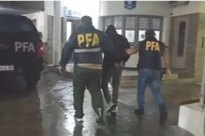 La Policía Federal Argentina desarticula un punto de venta de drogas en la ciudad de Dolores