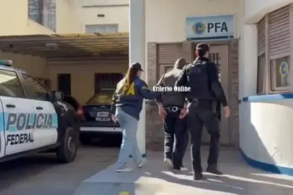 DOLORES: DETUVIERON AL ÚLTIMO PRÓFUGO Y QUEDÓ DESARTICULADO UN PUNTO DE VENTA DE DROGAS