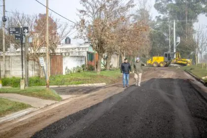 EL MUNICIPIO AVANZA CON TRABAJOS DE FRESADO Y ESTABILIZADO EN DISTINTOS PUNTOS DE LA CIUDAD