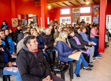 Con una nueva jornada de firma de escrituras, Dolores sigue avanzando en la regularización dominial - Diario Criterio Online