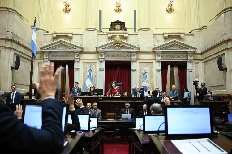 La Cámara alta aprobó 26 ascensos de Cancillería - Diario Criterio Online
